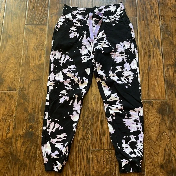 Athleta Balance Printed joggers, size small - Picture 4 of 10